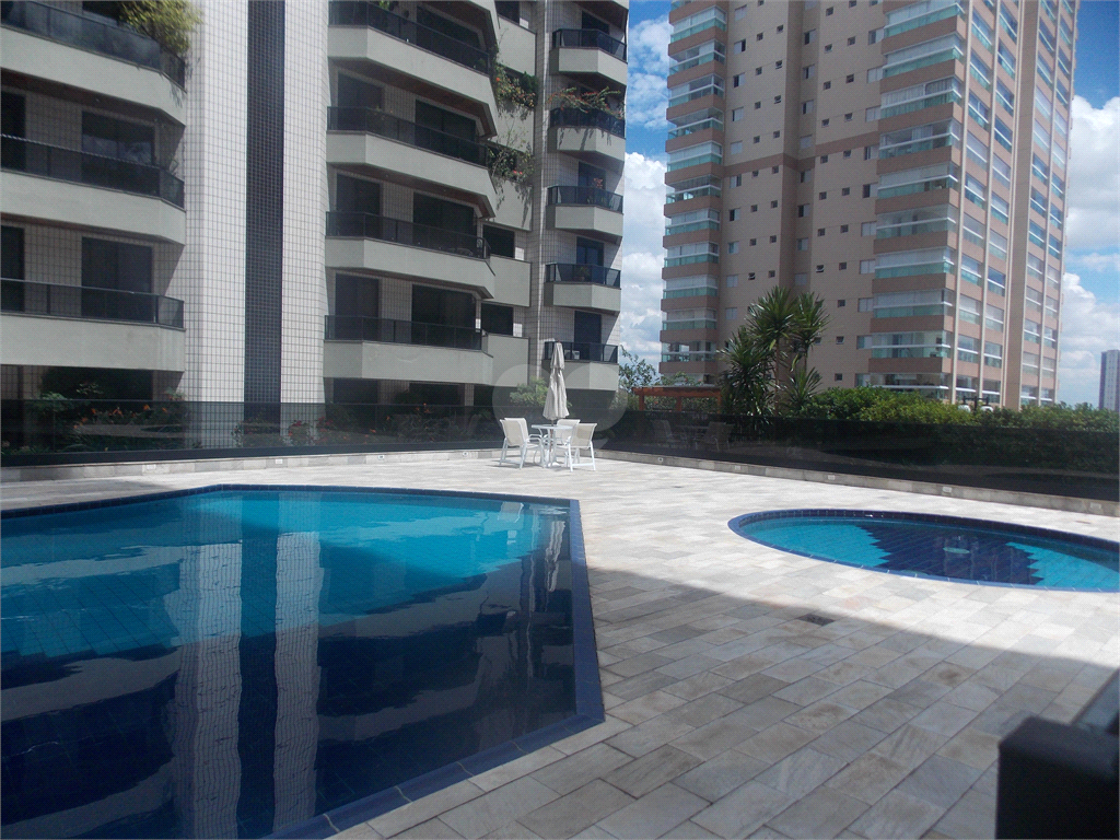 Venda Apartamento Guarulhos Camargos REO917680 44