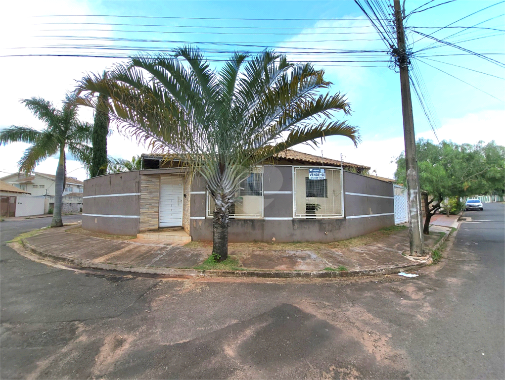 Venda Casa térrea Campo Grande Carandá Bosque REO919089 1