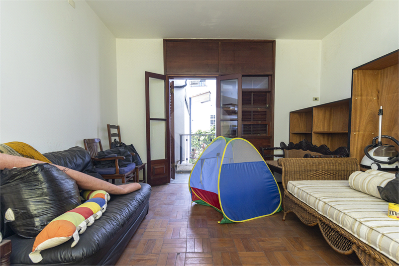 Foto REO920254