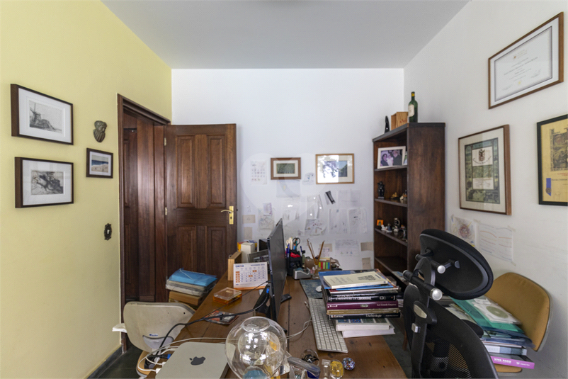 Foto REO920254
