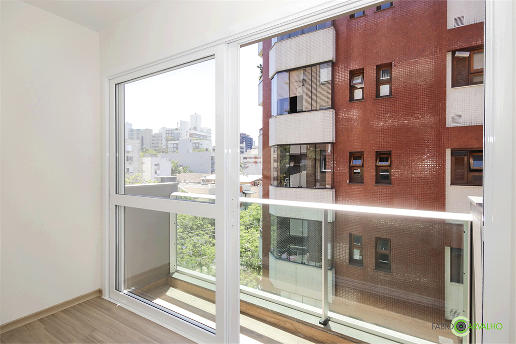 Venda Apartamento Porto Alegre Bela Vista REO920954 3