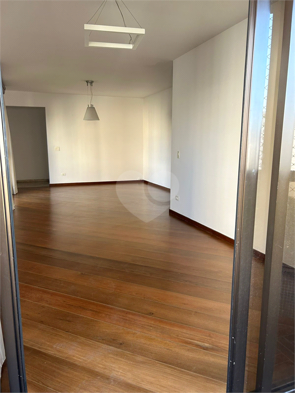 Aluguel Apartamento São Paulo Consolação REO922059 3