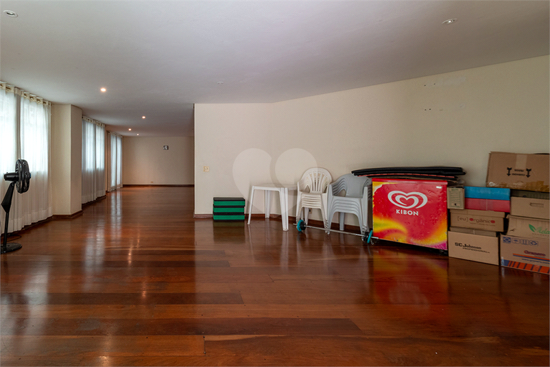 Foto REO922221