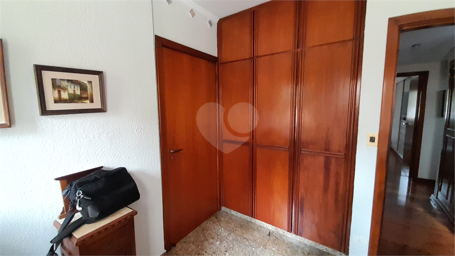 Foto REO922784