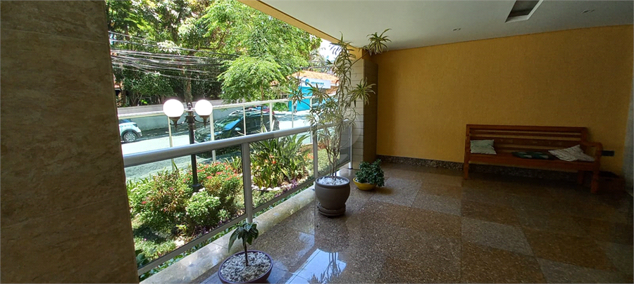 Foto REO922922
