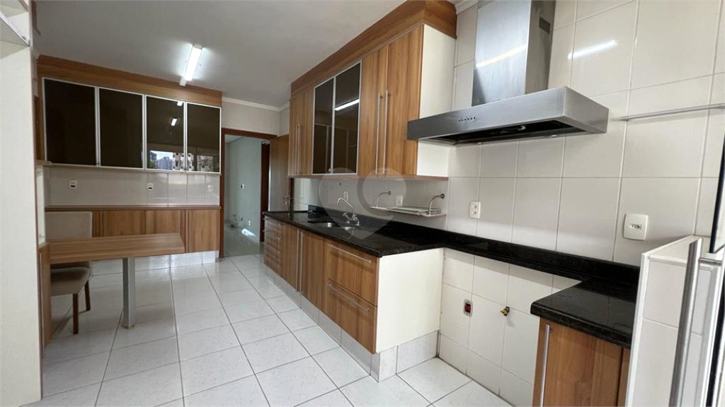 Aluguel Apartamento Santos Ponta Da Praia REO923702 38