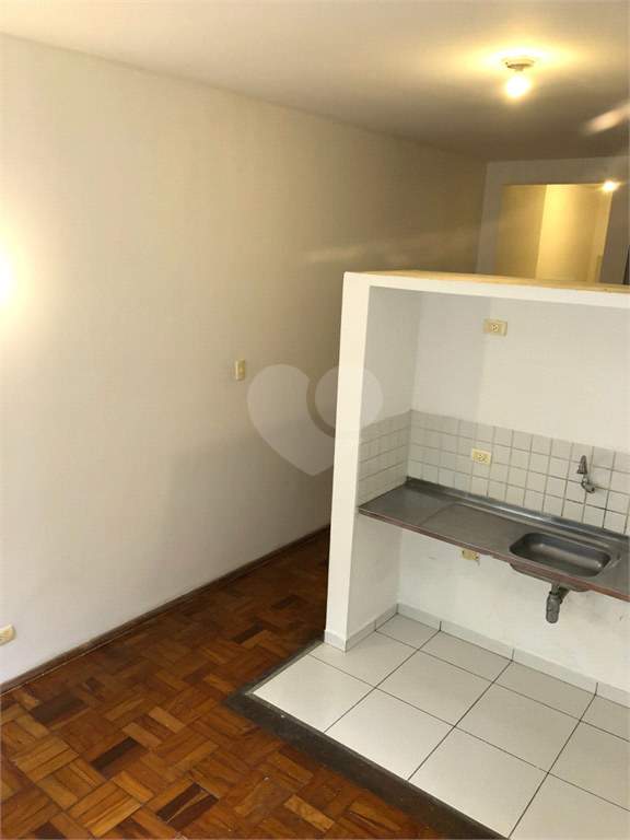 Venda Apartamento São Paulo República REO924273 6