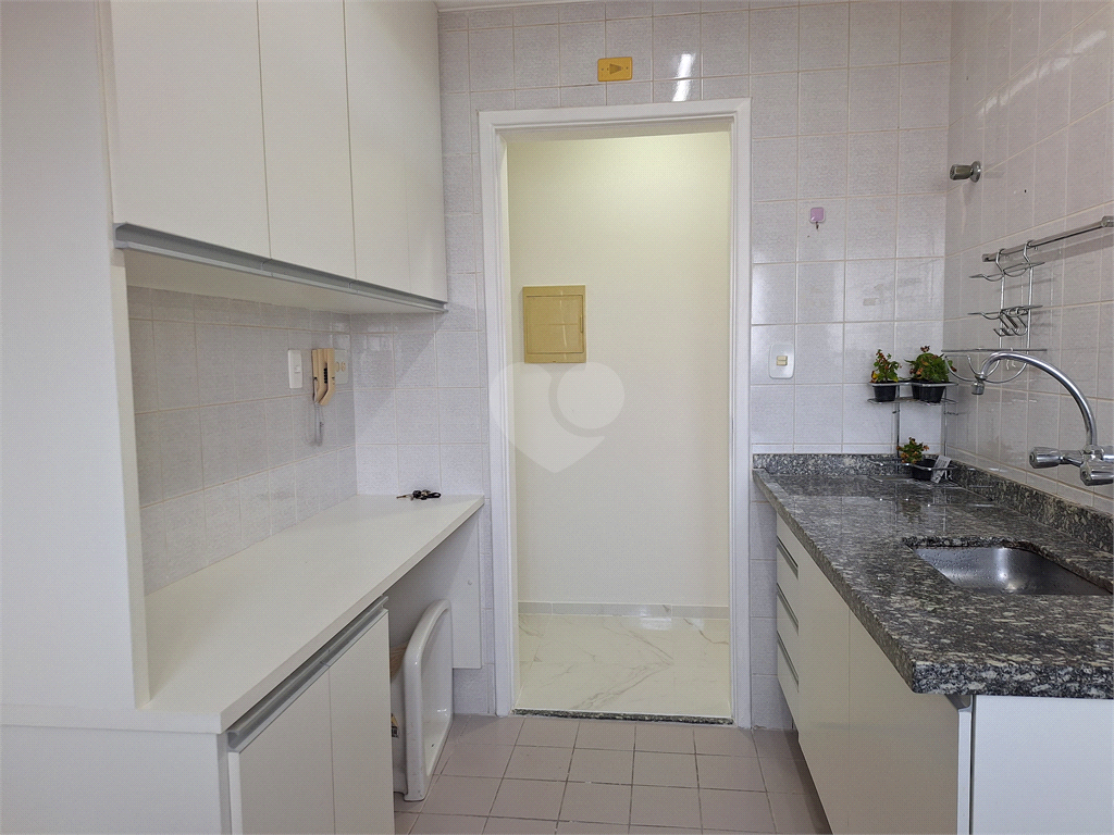 Venda Apartamento São Paulo Santana REO924590 13