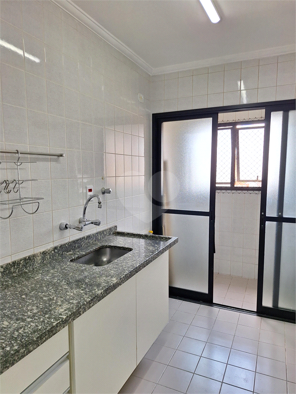 Venda Apartamento São Paulo Santana REO924590 11