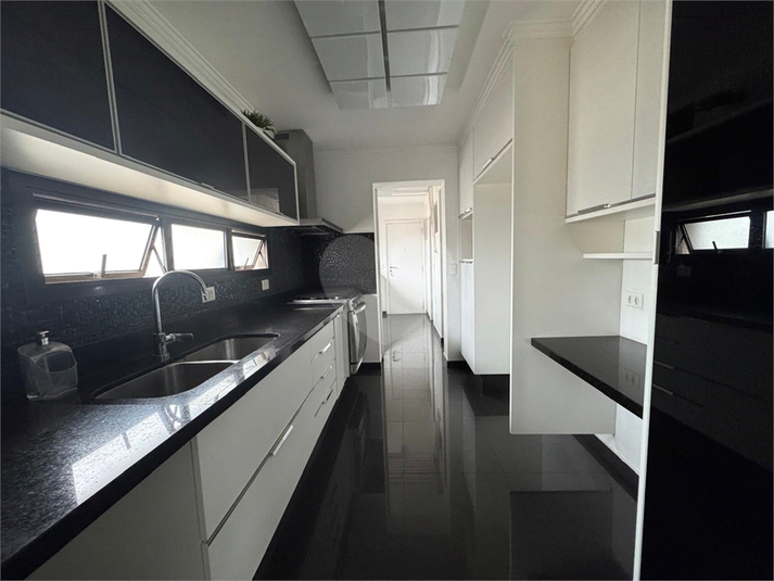 Venda Apartamento São Paulo Santana REO924650 25