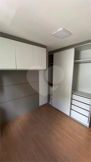 Foto REO926840