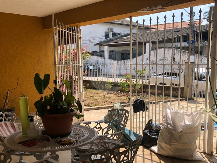 Foto REO927527