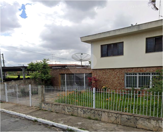 Foto REO927527