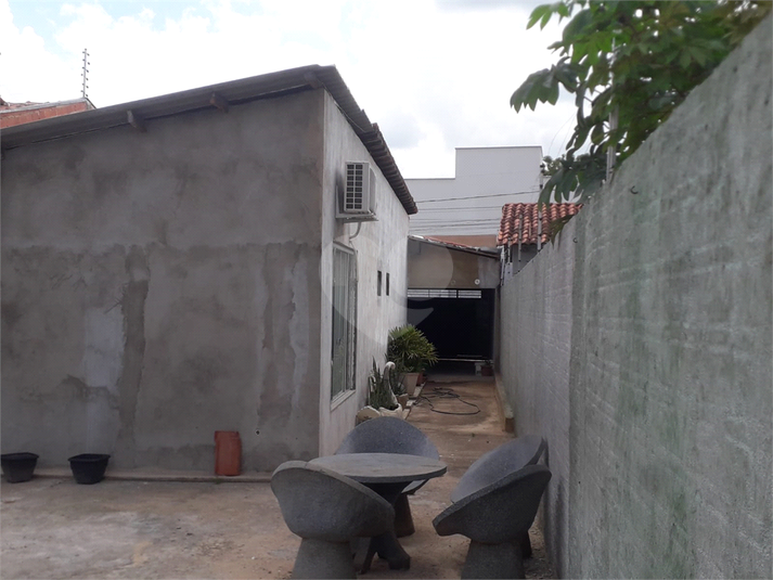 Foto REO927603