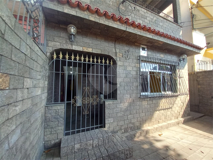 Foto REO927714