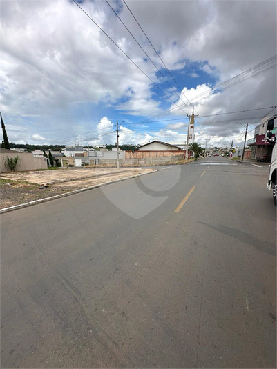Foto REO928055