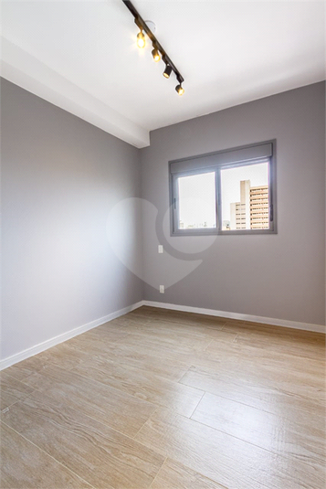 Foto REO928440