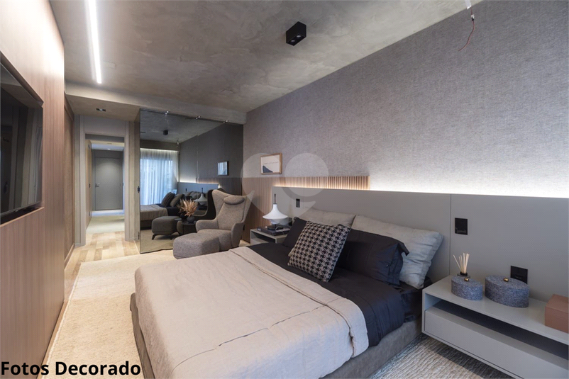 Foto REO929745