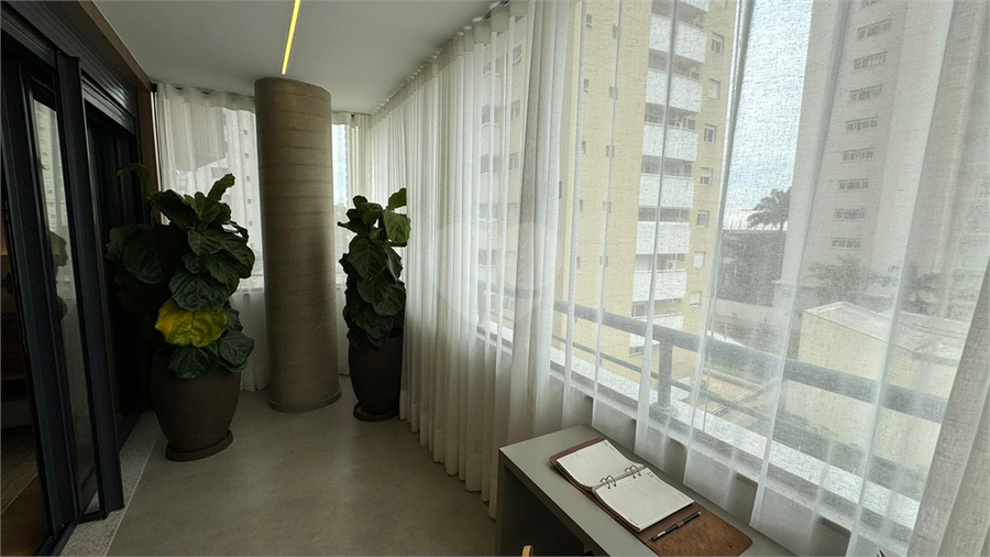 Foto REO929754