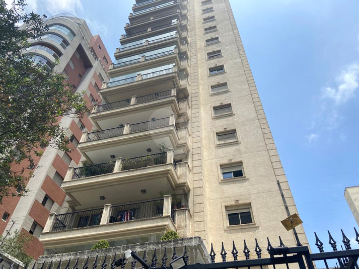 Foto REO929928