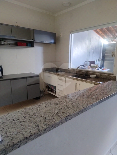 Foto REO930155