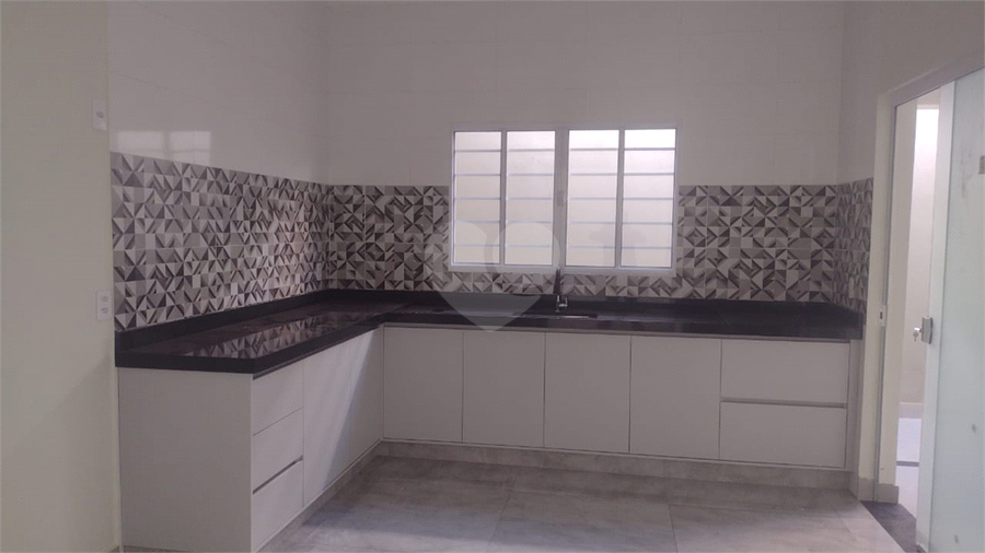Foto REO930293