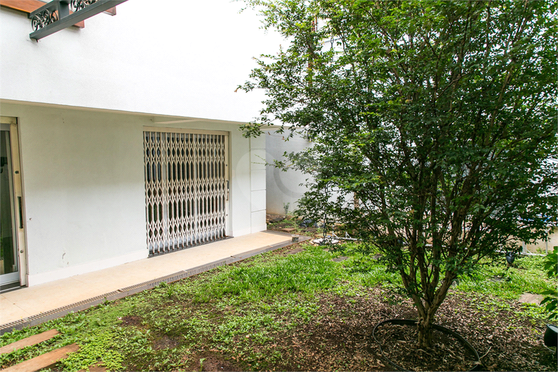 Foto REO930369