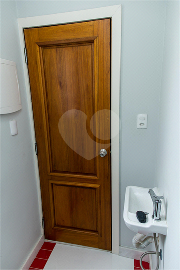 Foto REO930369