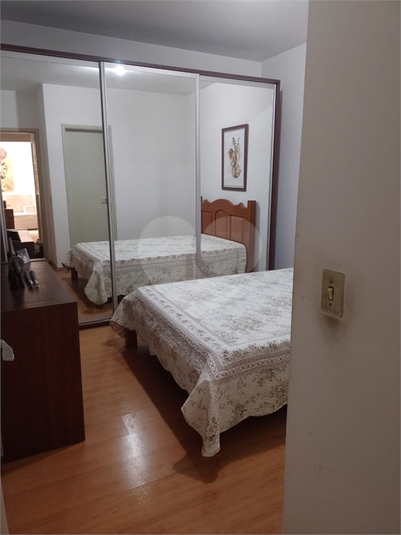 Foto REO930627