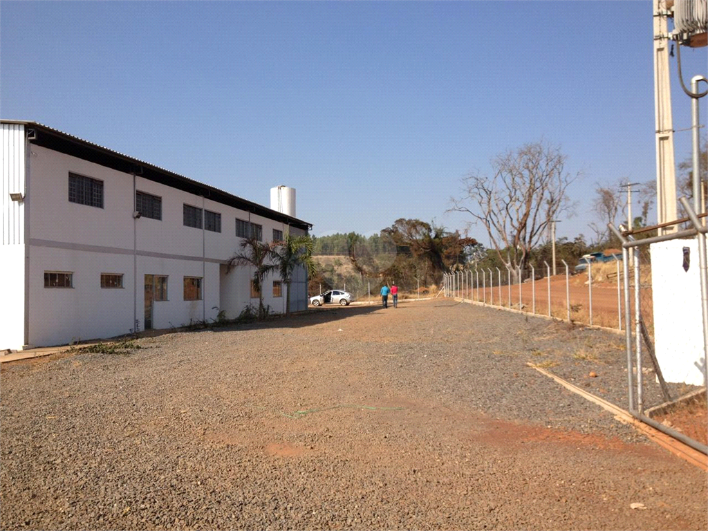 Venda Galpão Anápolis Centro REO931376 6