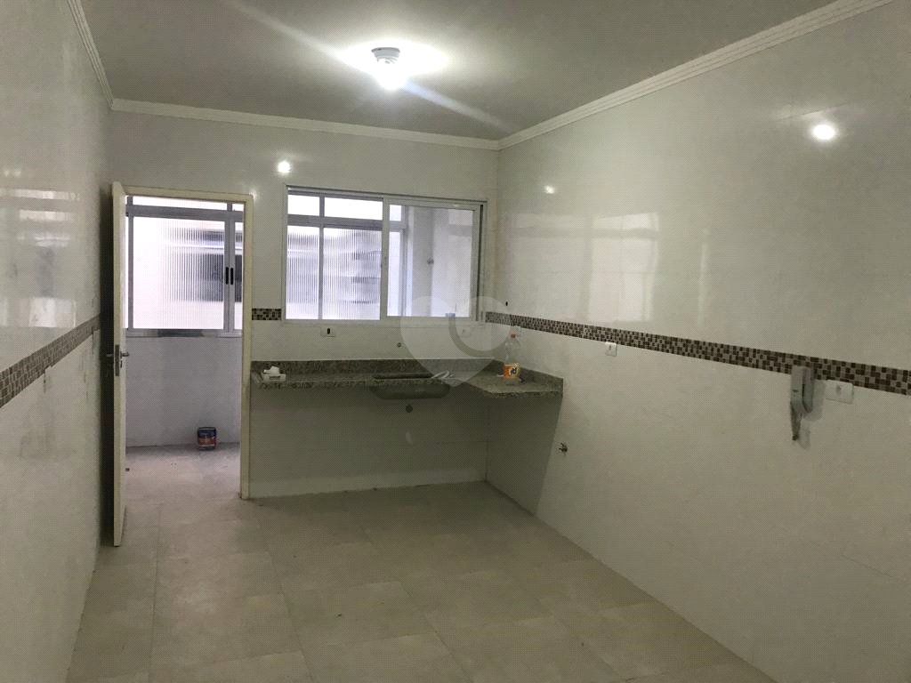 Venda Apartamento Santos Marapé REO931826 23