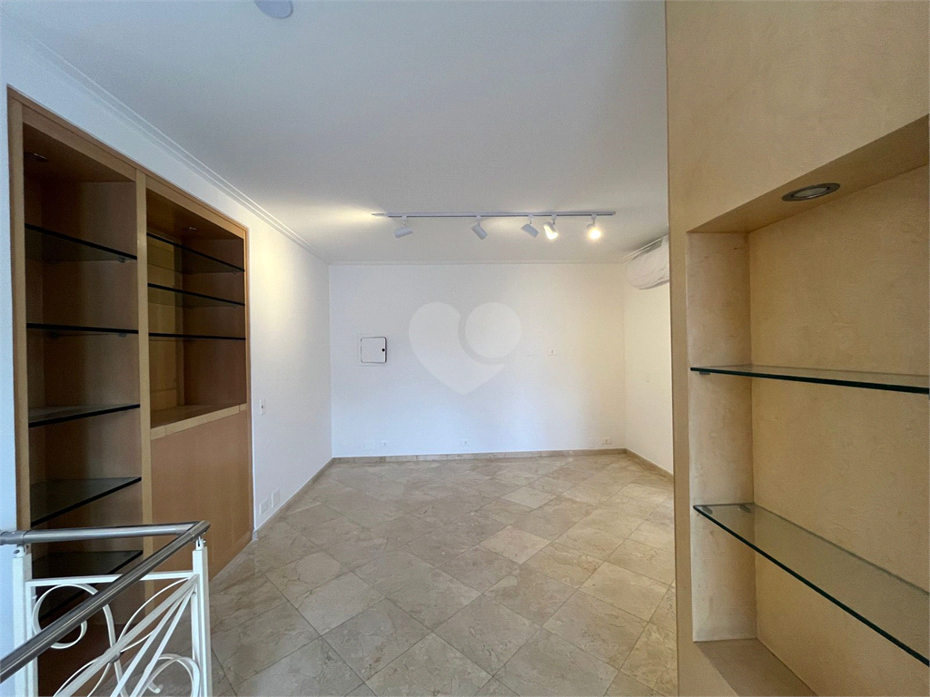 Venda Apartamento São Paulo Santana REO932008 14