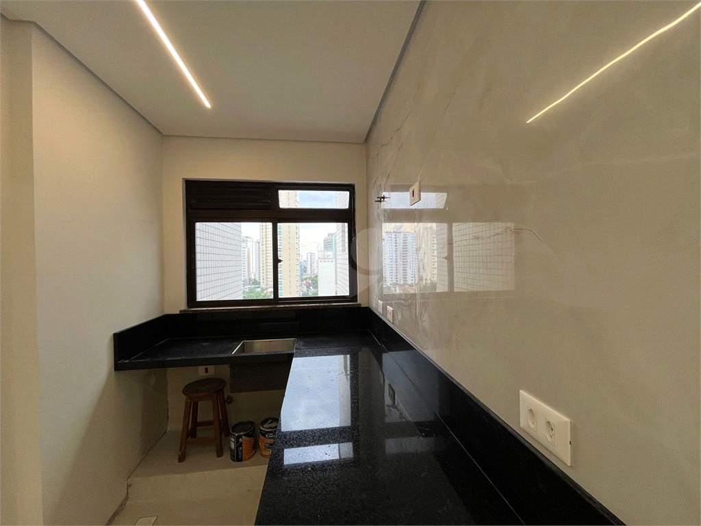 Venda Apartamento São Paulo Santana REO932008 8