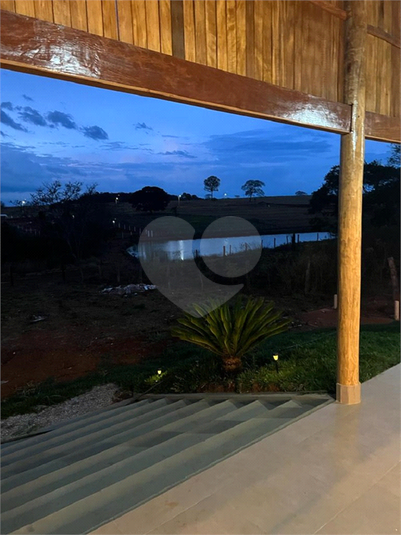 Foto REO932085