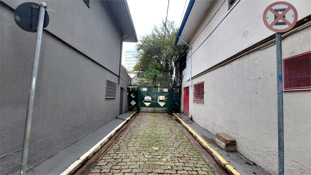 Venda Casa de vila São Paulo Vila Olímpia REO932164 18