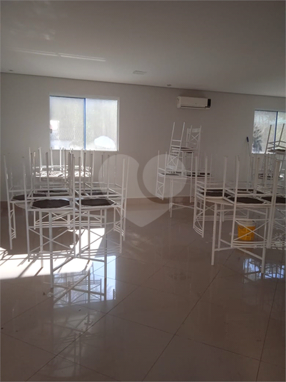 Foto REO932236