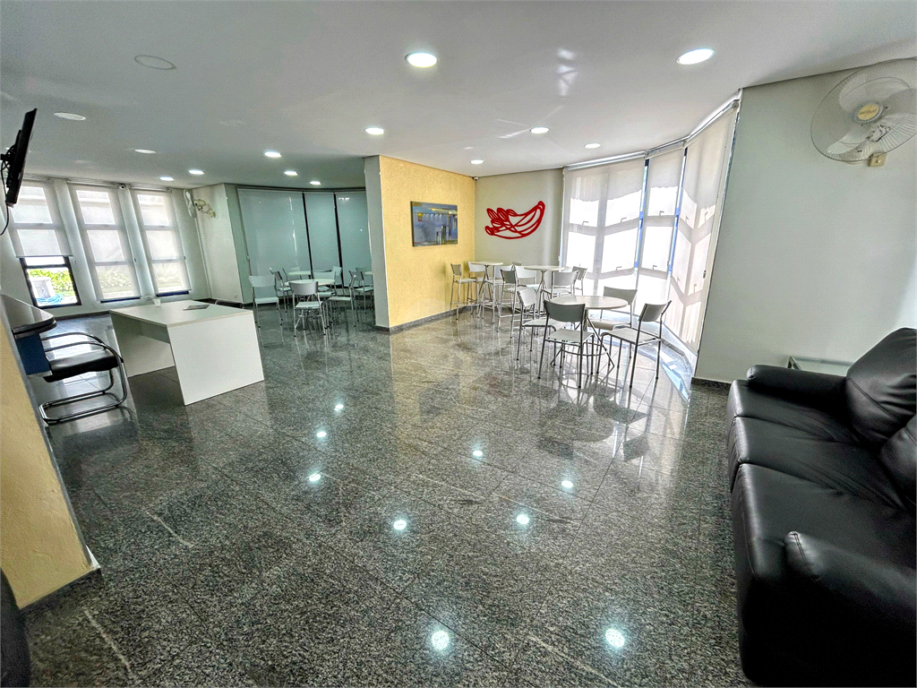 Venda Apartamento São Paulo Santana REO932700 25