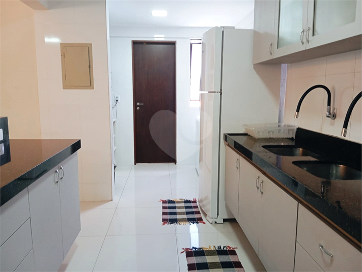 Venda Apartamento Maceió Ponta Verde REO933491 13