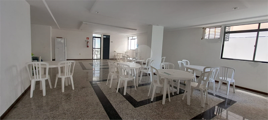 Venda Apartamento Maceió Ponta Verde REO933491 17