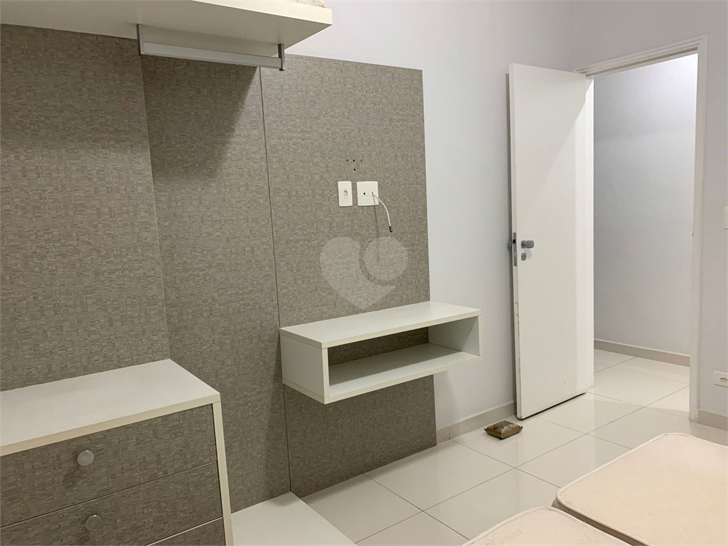 Venda Apartamento Guarujá Jardim Astúrias REO933900 17