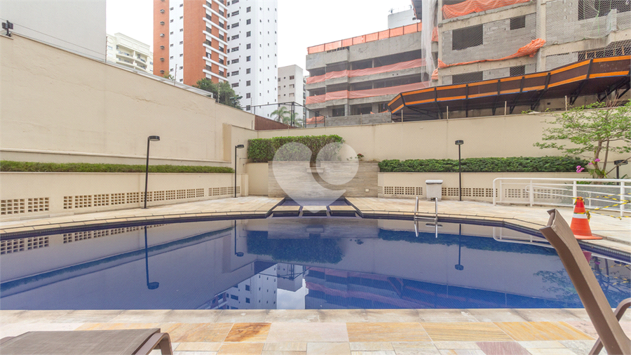 Foto REO934157