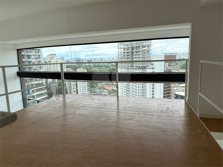 Venda Loft São Paulo Indianópolis REO938800 16