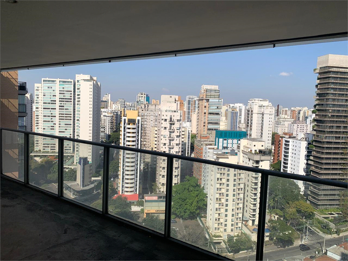 Foto REO939128