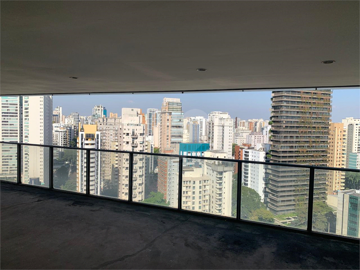 Foto REO939128