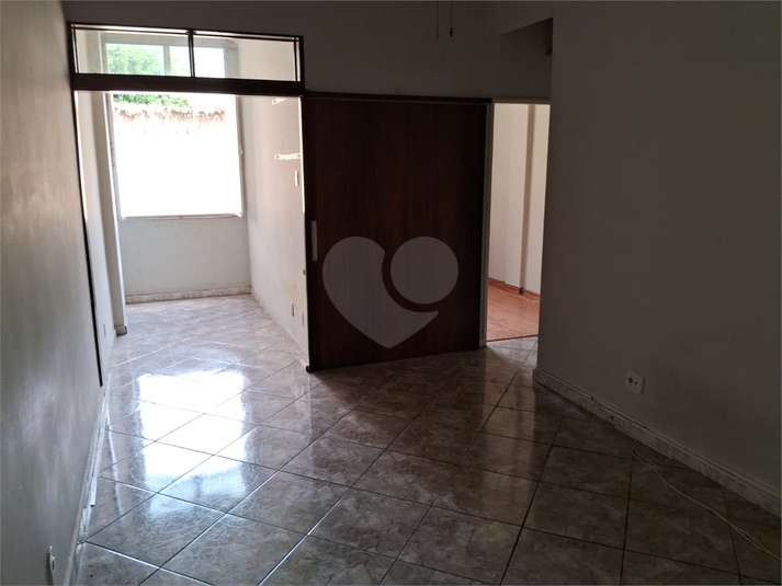 Foto REO939463