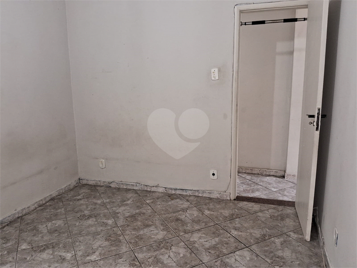 Foto REO939463