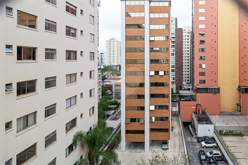 Foto REO942415