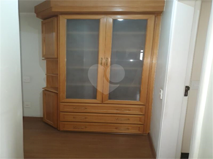 Foto REO943745