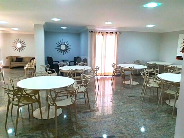 Foto REO943745