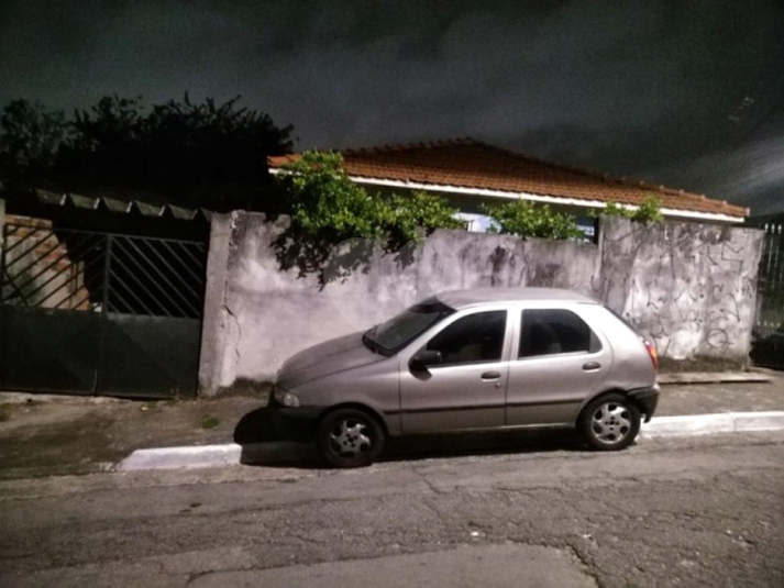 Foto REO945034